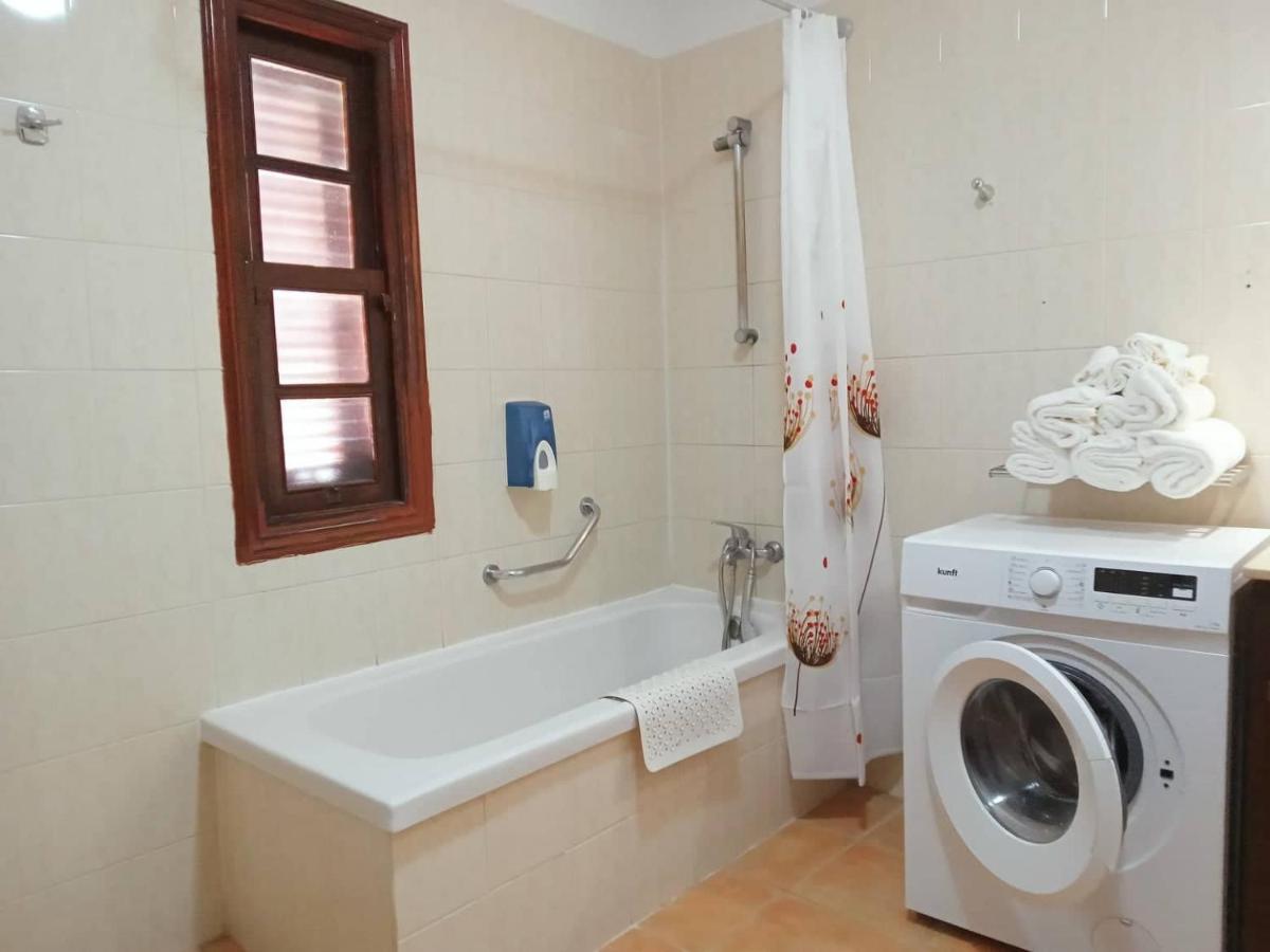 Ocean Breeze Albatros Apartment San Miguel de Abona Exterior photo